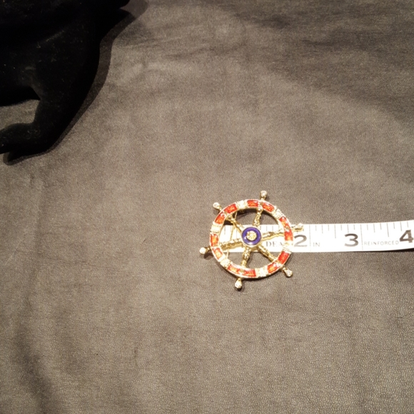 Danecraft Vintage Wheel Brooch - Picture 6 of 7